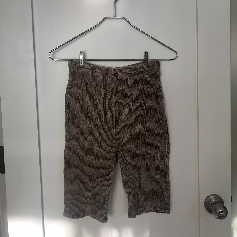 Acid-washed ribbed bike shorts